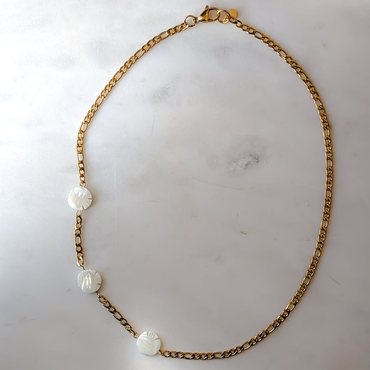 Seashell Fish and Chain Necklace | 18k Gold Waterproof